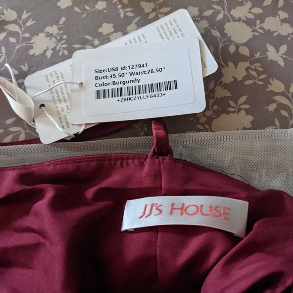 Burgundy A line dress  NEW - Picture 5 of 5